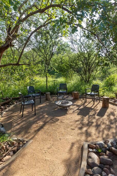Wildheart Safari - Zesty Zebra Apartment Hoedspruit Exterior photo
