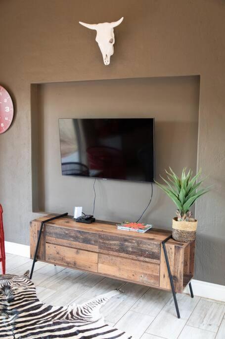 Wildheart Safari - Zesty Zebra Apartment Hoedspruit Exterior photo